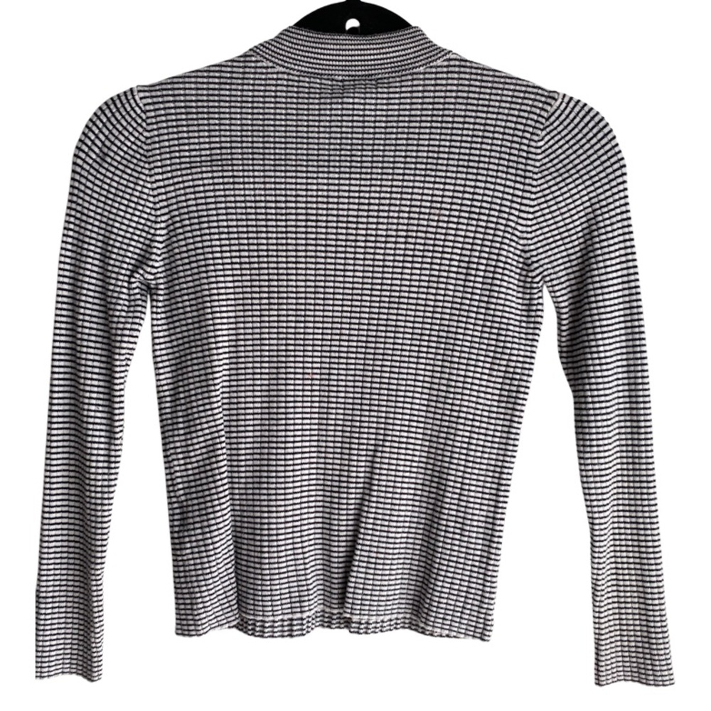 Forever 21 Girls Black and White Long Sleeve Top - Picture 2 of 6